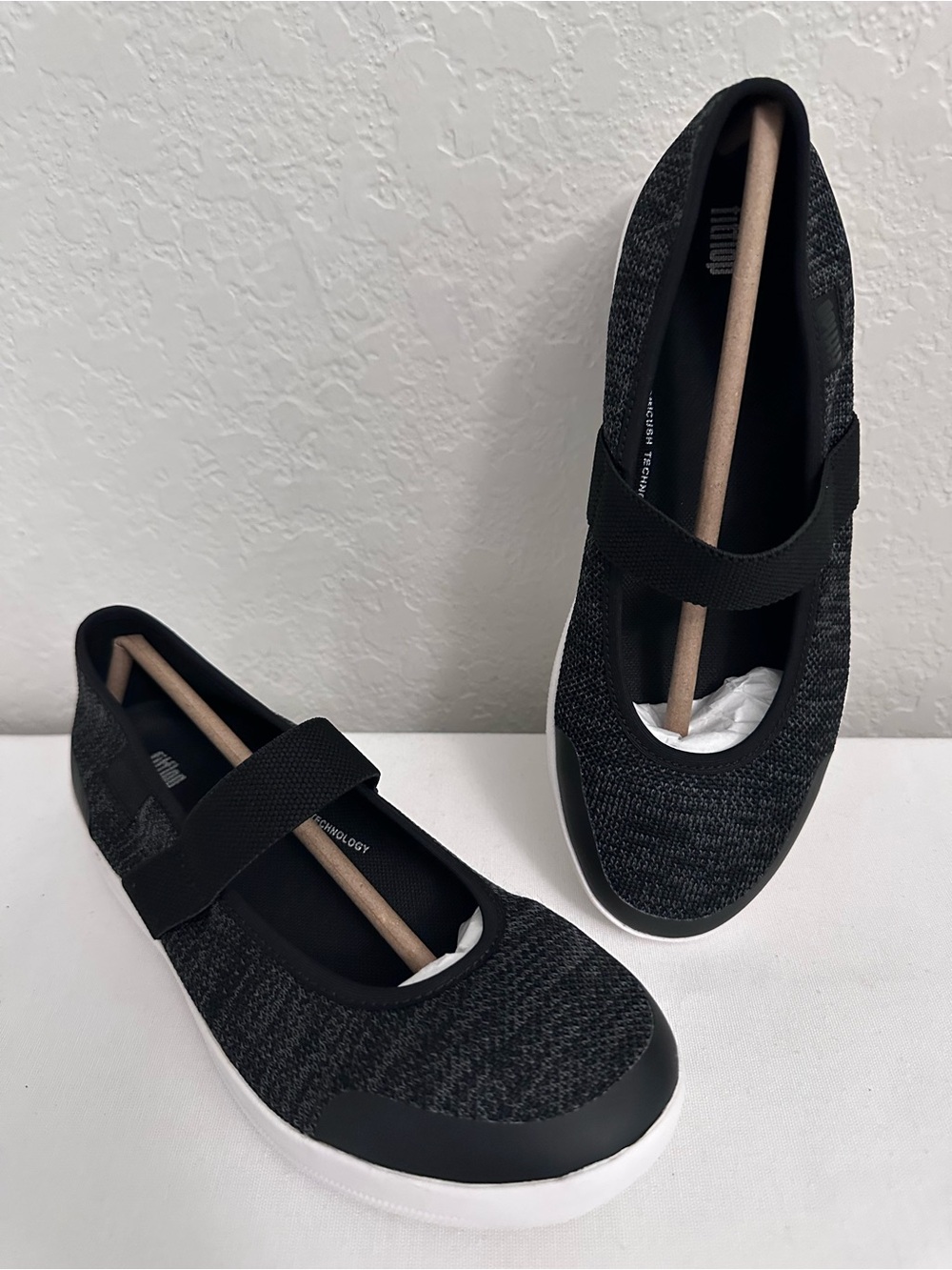 FitFlop Uberknit Mary Jane Slip-On Sneaker Women’s Size 8.5 Black/Soft Gray